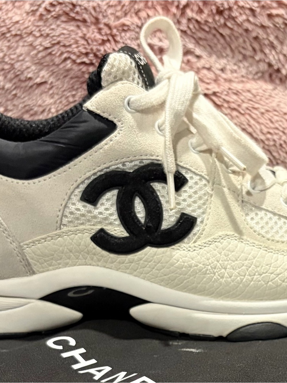 CHANEL White and Black Leather CC Logo Lace-Up Sneaker